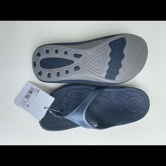 NEW Water-Friendly Aetrex Navy Fiji Flip Flop with Arch Support - Picture 3 of 4